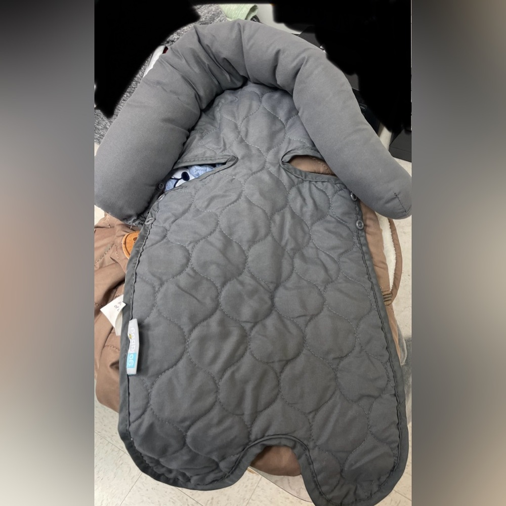 EUC Gray Baby/Infant car seat head support